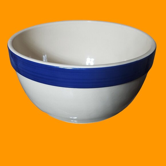 Vintage Cordon Bleu Pottery Mixing Bowl Large 9 3/4" x 5 3/4" - Picture 1 of 7